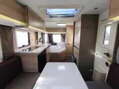 Miniatura 18