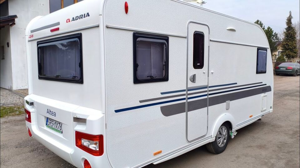 ADRIA ALTEA 472, 2016 rok DMC : 1200 kg DODATKI: MOVER, PRZEDSIONEK, SOLAR, OGRZEWANIE PODLOGOWE