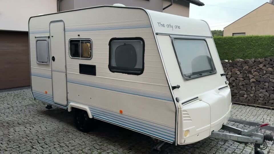 Caravelair 395, 1998 rok, Dmc 800 kg. Odnowiona, Przedsionek
